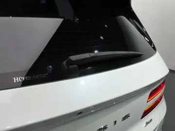 2023 Genesis GV80 с пробегом 75 425 км