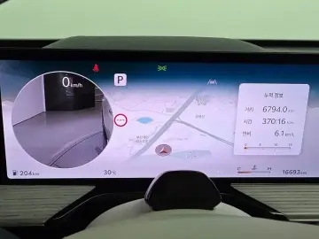 2023 Genesis GV80 с пробегом 16 693 км