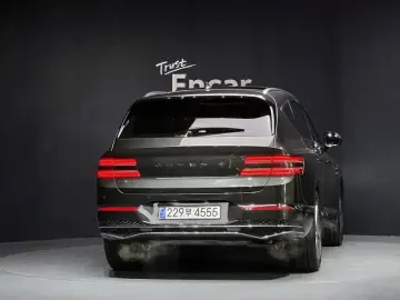 2023 Genesis GV80 с пробегом 22 141 км