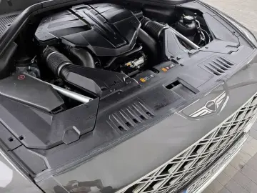 2023 Genesis GV80 с пробегом 22 141 км