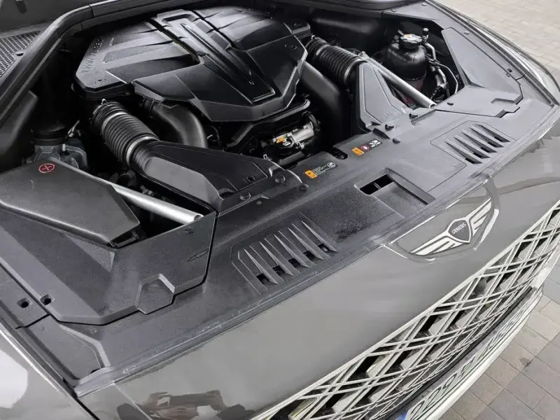 2023 Genesis GV80 с пробегом 22 141 км