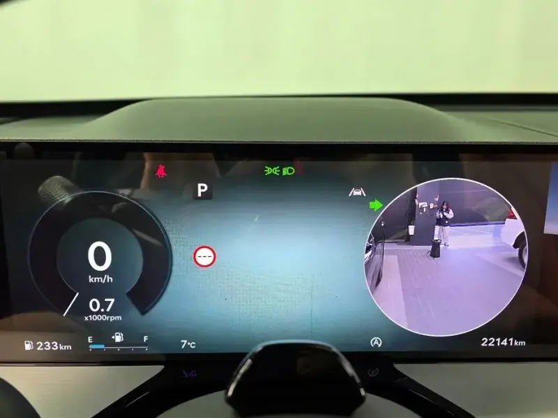 2023 Genesis GV80 с пробегом 22 141 км