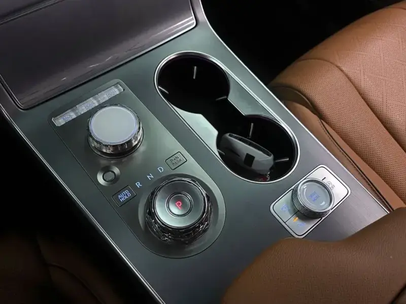 2023 Genesis GV80 с пробегом 22 141 км