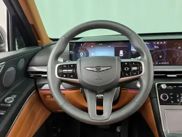 2023 Genesis GV80 с пробегом 22 141 км