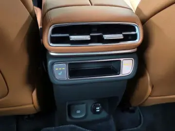 2023 Genesis GV80 с пробегом 22 141 км
