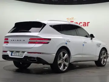 2023 Genesis GV80 с пробегом 63 264 км