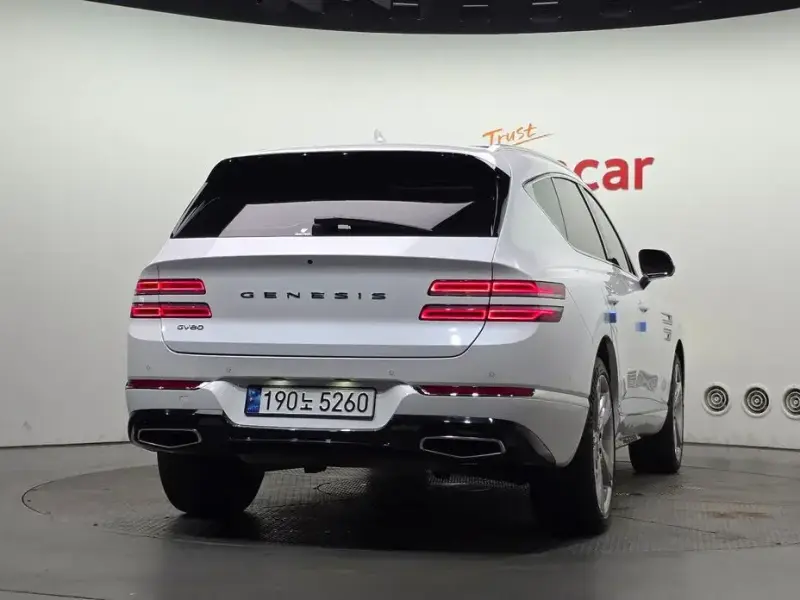 2023 Genesis GV80 с пробегом 63 264 км