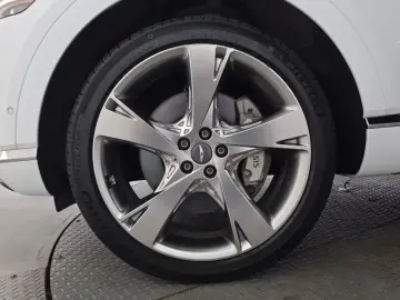 2023 Genesis GV80 с пробегом 63 264 км