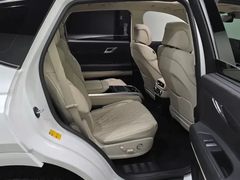 2023 Genesis GV80 с пробегом 63 264 км