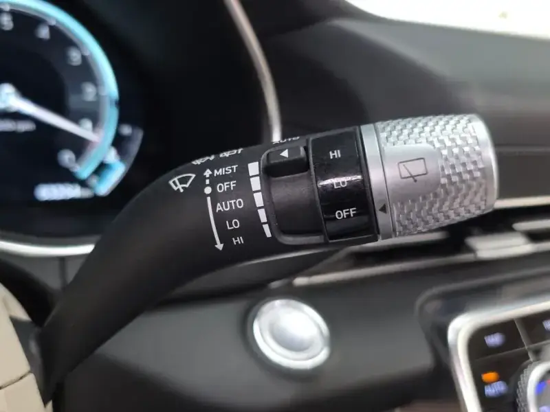 2023 Genesis GV80 с пробегом 63 264 км
