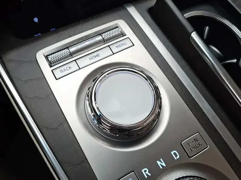 2023 Genesis GV80 с пробегом 19 364 км