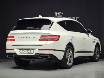2023 Genesis GV80 с пробегом 77 976 км