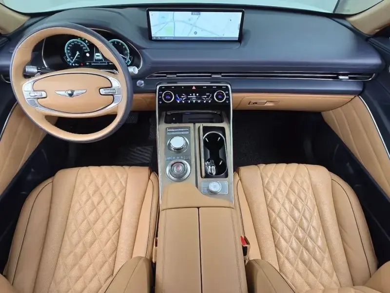 2023 Genesis GV80 с пробегом 77 976 км