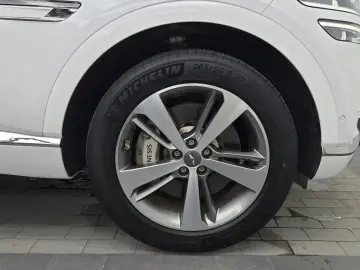 2023 Genesis GV80 с пробегом 77 976 км