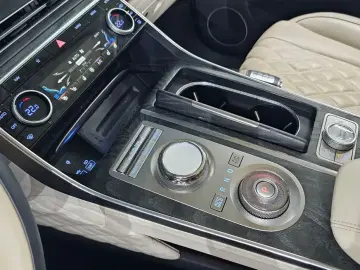 2023 Genesis GV80 с пробегом 81 107 км