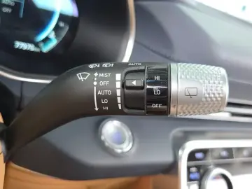 2023 Genesis GV80 с пробегом 77 976 км