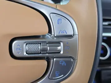 2023 Genesis GV80 с пробегом 77 976 км