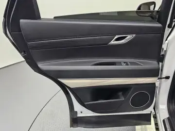 2023 Genesis GV80 с пробегом 81 107 км