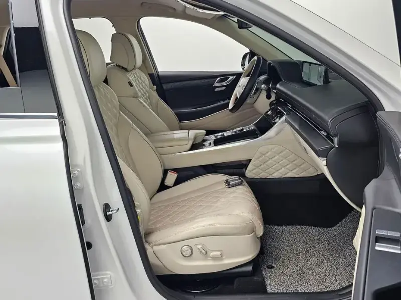 2023 Genesis GV80 с пробегом 81 107 км