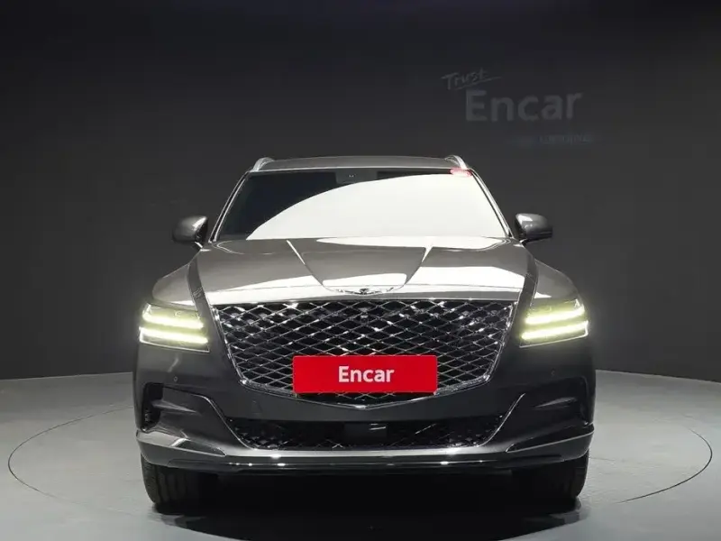 2023 Genesis GV80 с пробегом 14 905 км