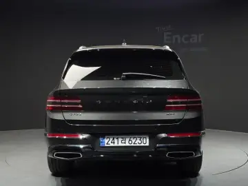 2023 Genesis GV80 с пробегом 14 905 км