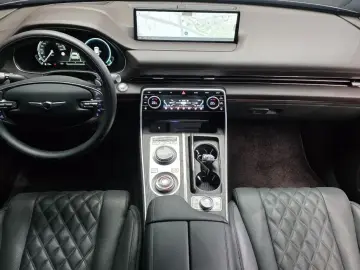 2023 Genesis GV80 с пробегом 14 905 км