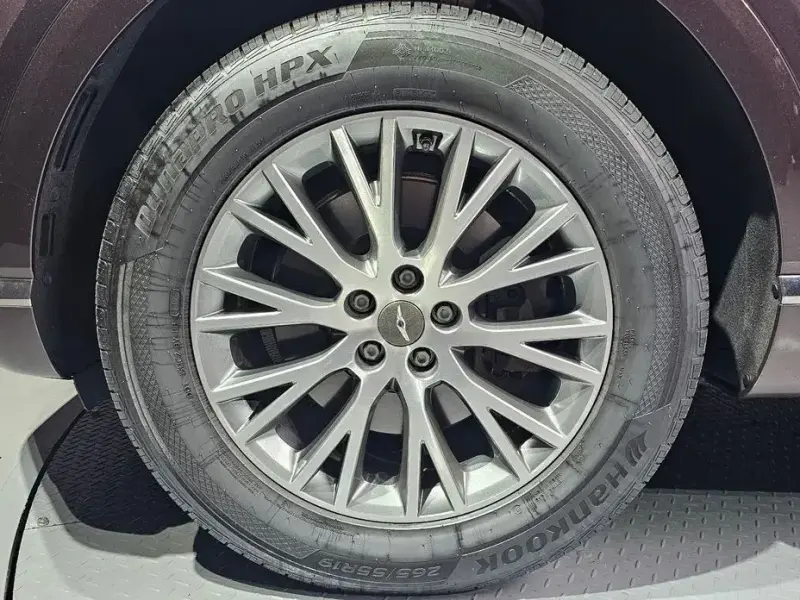 2023 Genesis GV80 с пробегом 43 426 км