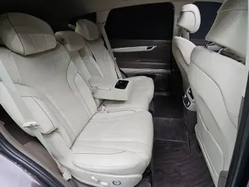 2023 Genesis GV80 с пробегом 43 426 км