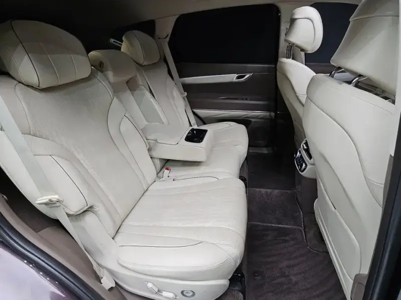 2023 Genesis GV80 с пробегом 43 426 км