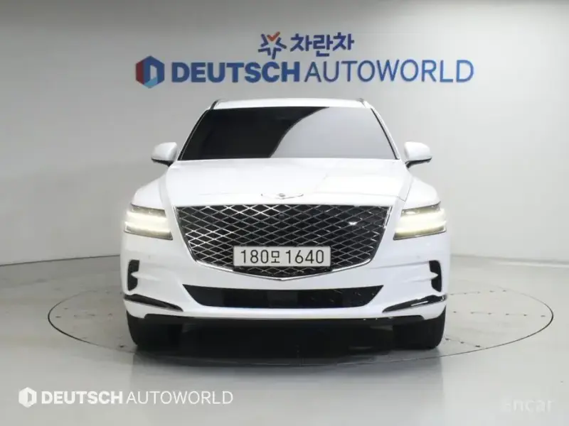 2023 Genesis GV80 с пробегом 27 081 км