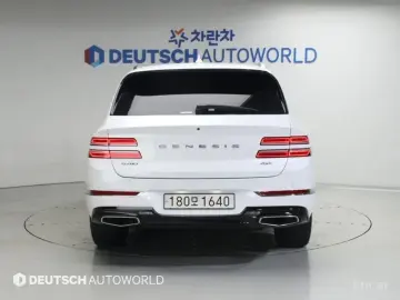 2023 Genesis GV80 с пробегом 27 081 км