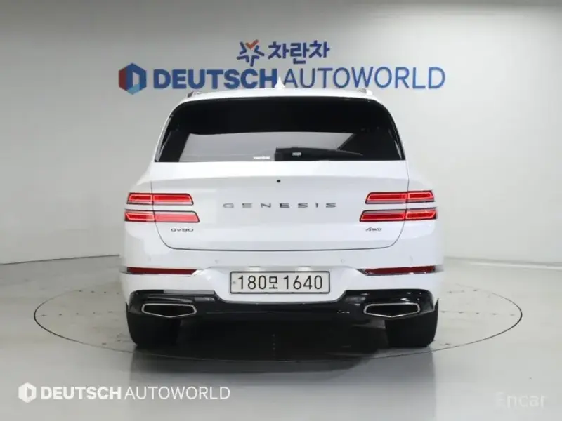 2023 Genesis GV80 с пробегом 27 081 км