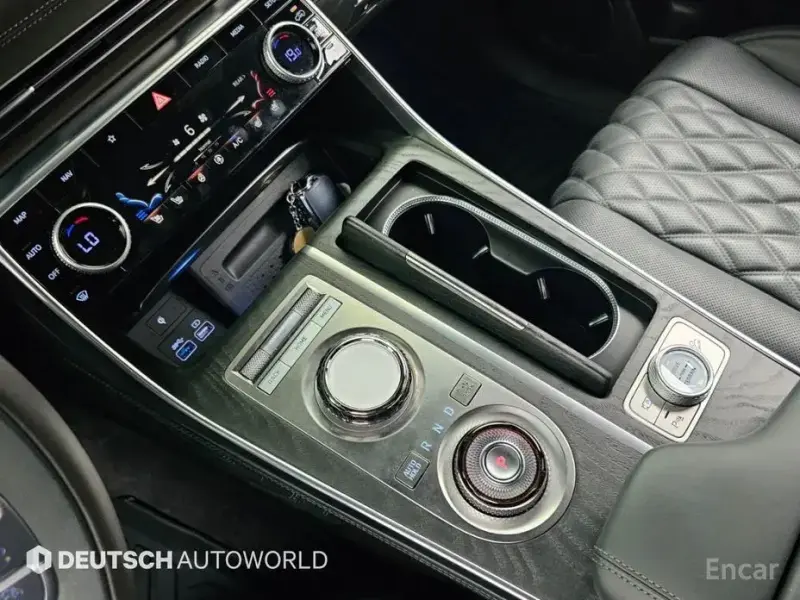 2023 Genesis GV80 с пробегом 27 081 км