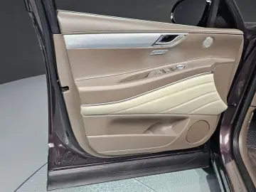 2023 Genesis GV80 с пробегом 43 426 км