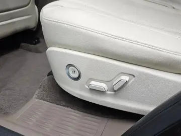 2023 Genesis GV80 с пробегом 43 426 км