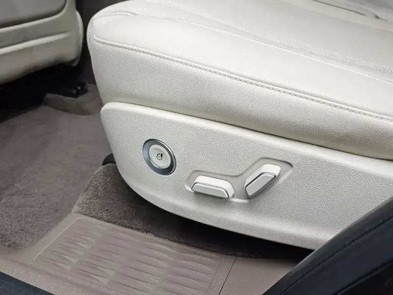 2023 Genesis GV80 с пробегом 43 426 км