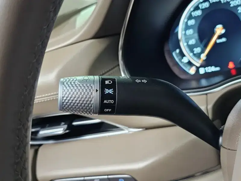 2023 Genesis GV80 с пробегом 43 426 км