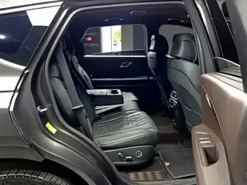 2023 Genesis GV80 с пробегом 55 740 км