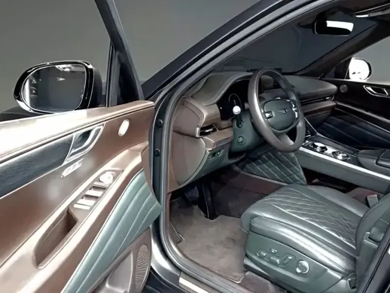 2023 Genesis GV80 с пробегом 55 740 км