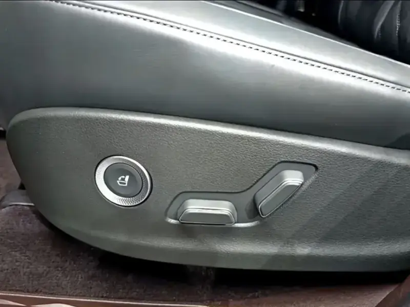 2023 Genesis GV80 с пробегом 55 740 км