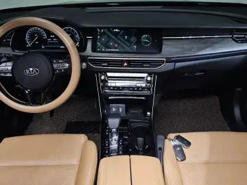 2019 Kia K7 с пробегом 75 038 км