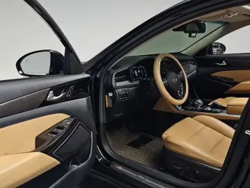 2019 Kia K7 с пробегом 75 038 км