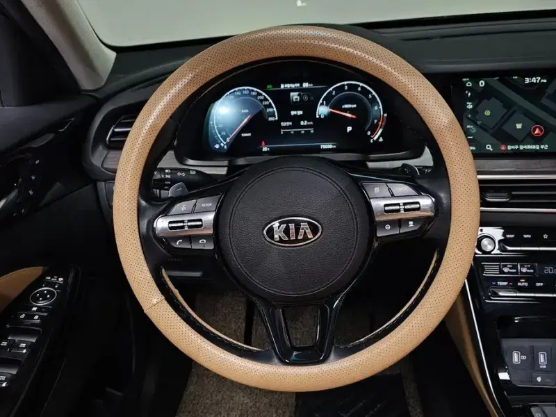 2019 Kia K7 с пробегом 75 038 км