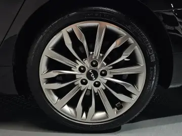 2019 Kia K7 с пробегом 75 038 км