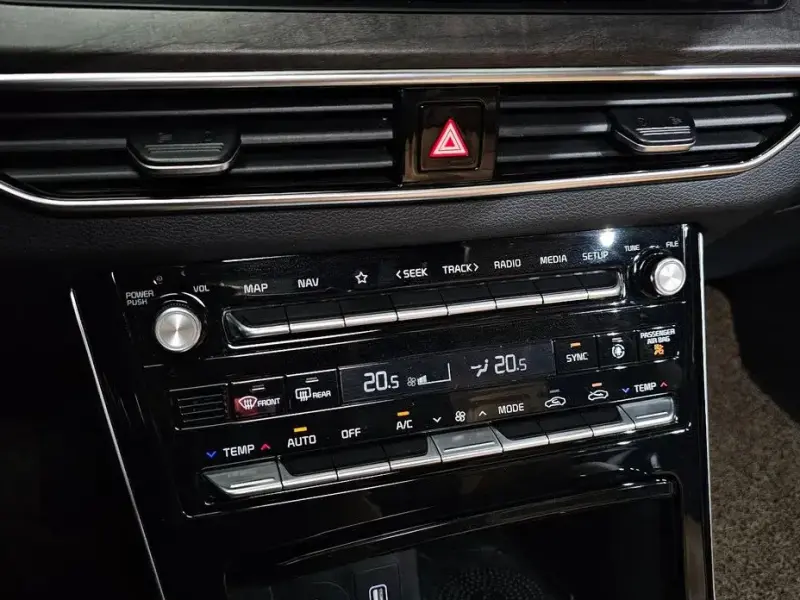 2019 Kia K7 с пробегом 75 038 км