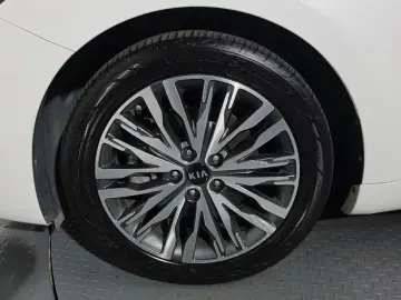 2020 Kia K7 с пробегом 73 598 км