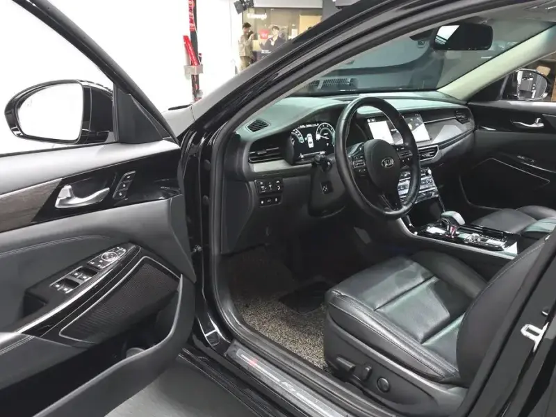 2020 Kia K7 с пробегом 53 500 км