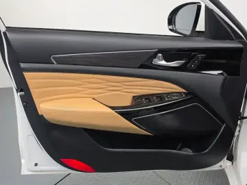 2020 Kia K7 с пробегом 73 598 км
