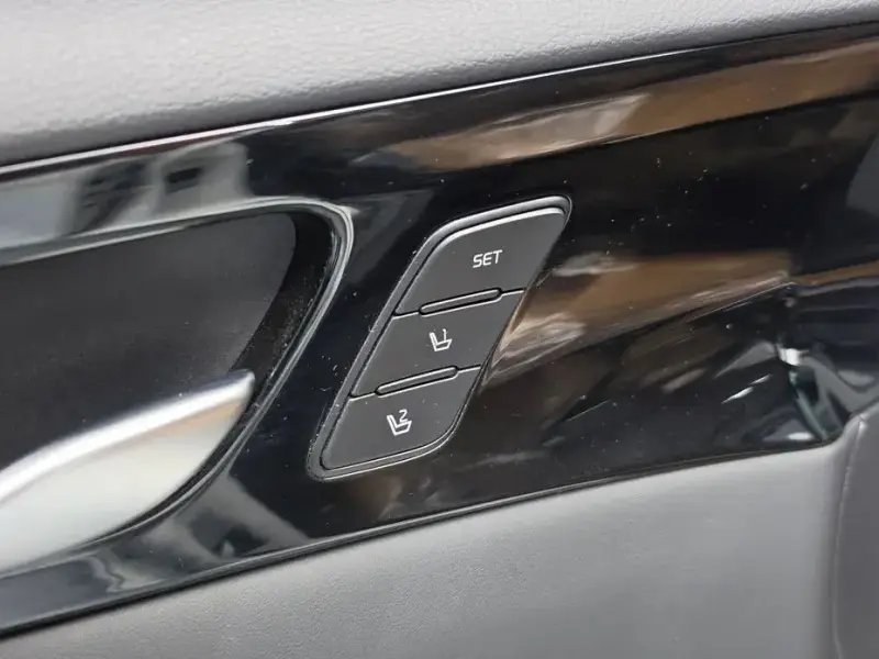 2020 Kia K7 с пробегом 73 598 км