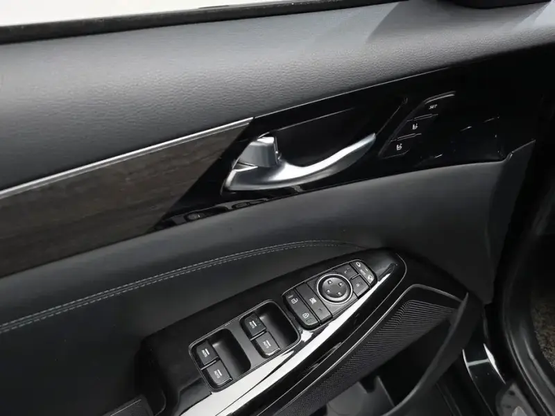 2020 Kia K7 с пробегом 53 500 км